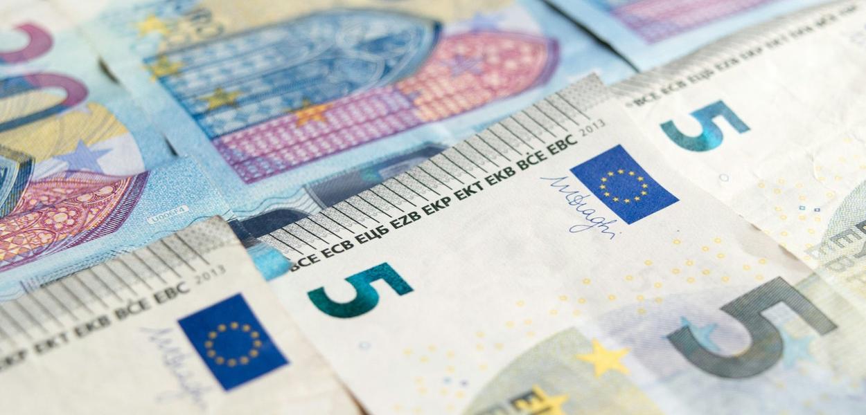 Novac (Foto: Lukasz Radziejewski (Unsplash))