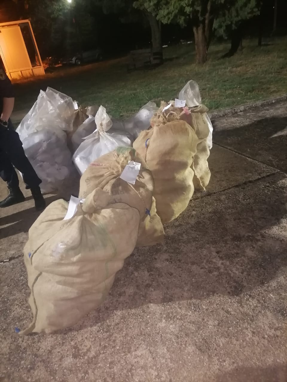 Oduzeti duvan (Foto: Uprava policije)