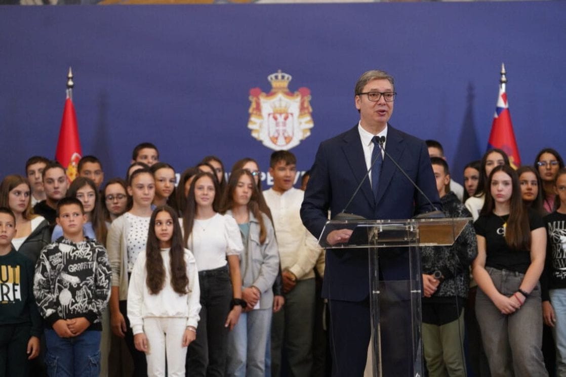 Vučić priredio prijem za đecu iz Pljevalja i entiteta BiH – Republika Srpska
