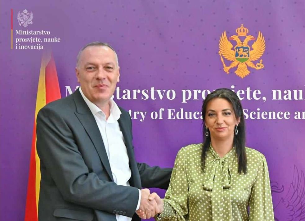 Radomir Božović i Anđela Jakšić-Stojanović (Foto: Ministarstvo prosvjete, nauke i inovacija)