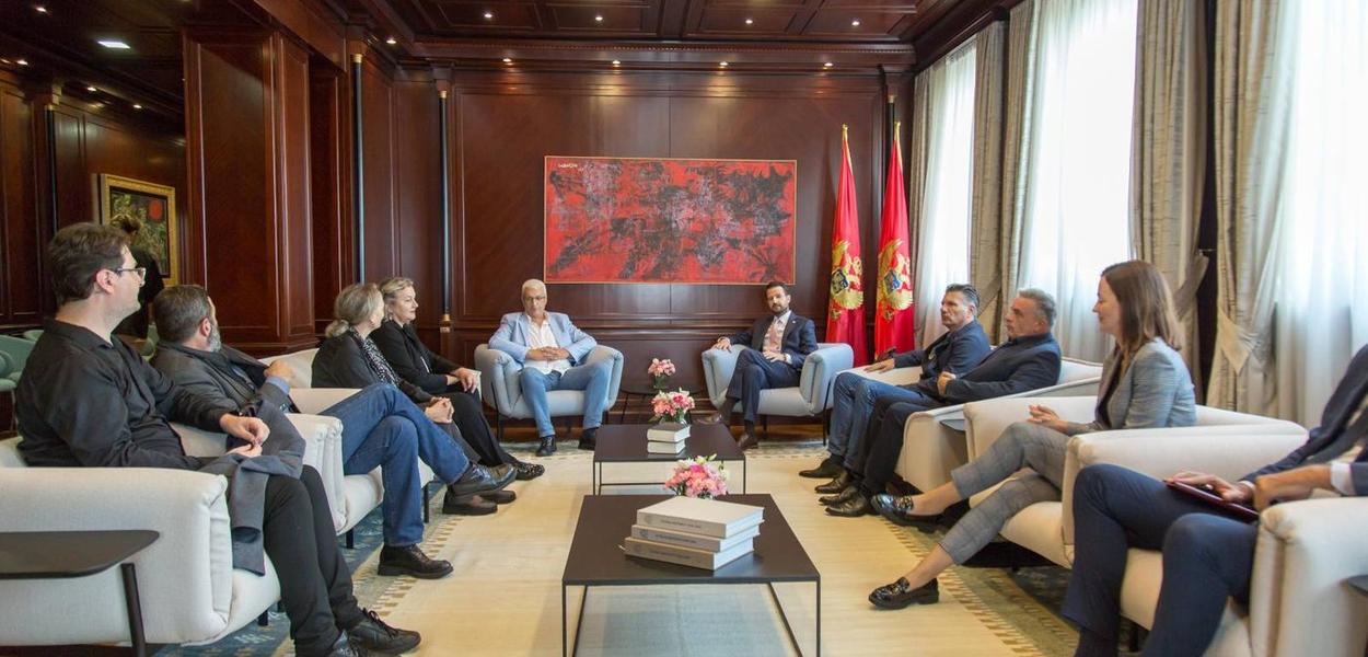 Milatović sa kandidatima za direktora RTCG-a (Foto: Kabinet predsjednika države)