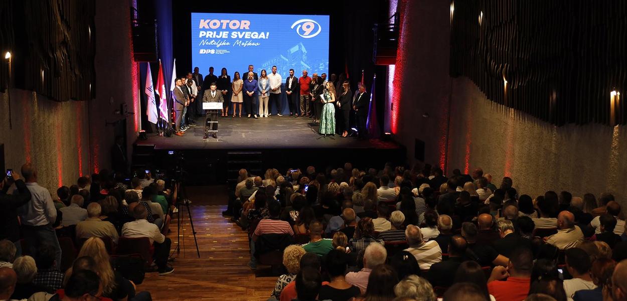 Sa konvencije u Kotoru (Foto: DPS)