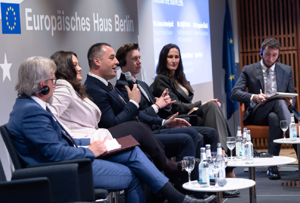  (Foto: Represent Communications)