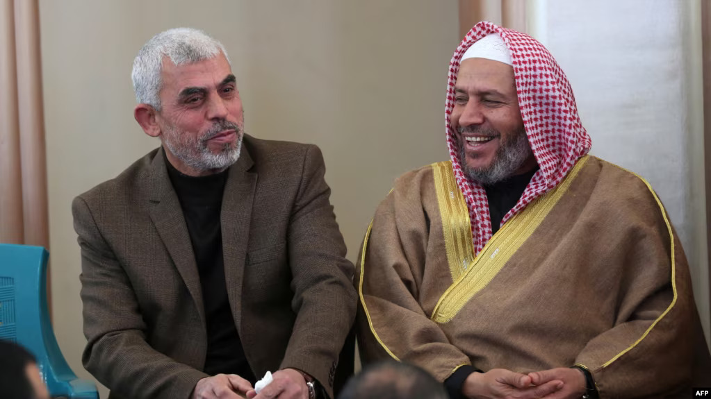 Jahja Sinwar i Kalil al-Haja na otvaranju džamije u Rafi, februar 2017. godine (Foto: AFP)