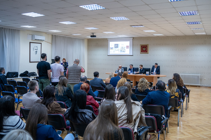 Sa promocije knjige u svečanoj sali Fakulteta političkih nauka (Foto: PR Centar)