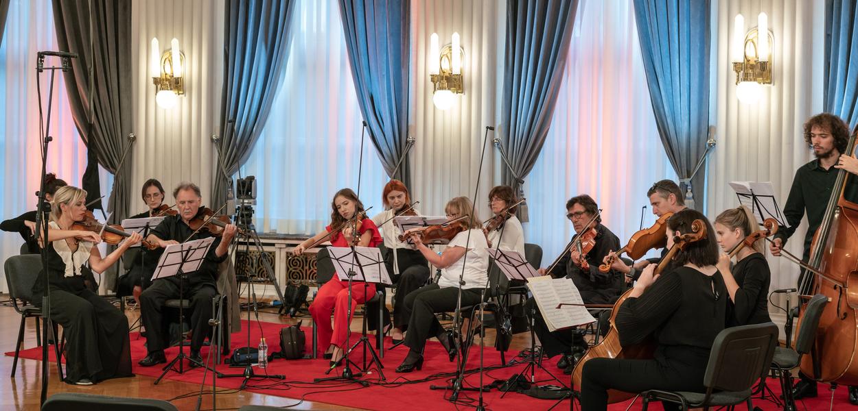 Zagrebački kamerni orkestar (Foto: KIC "Budo Tomović")