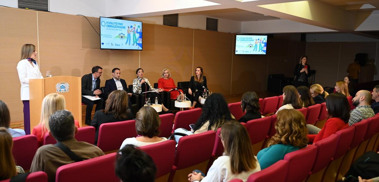 Sa organizovanih konsultacija (Foto: Udruženje Roditelji)