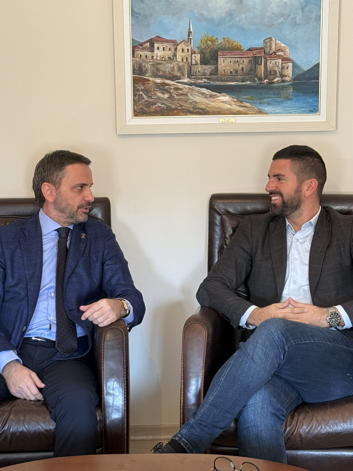 Sa sastanka Kovačevića i Mikijelja (Foto: Uprava za nekretnine Bar)