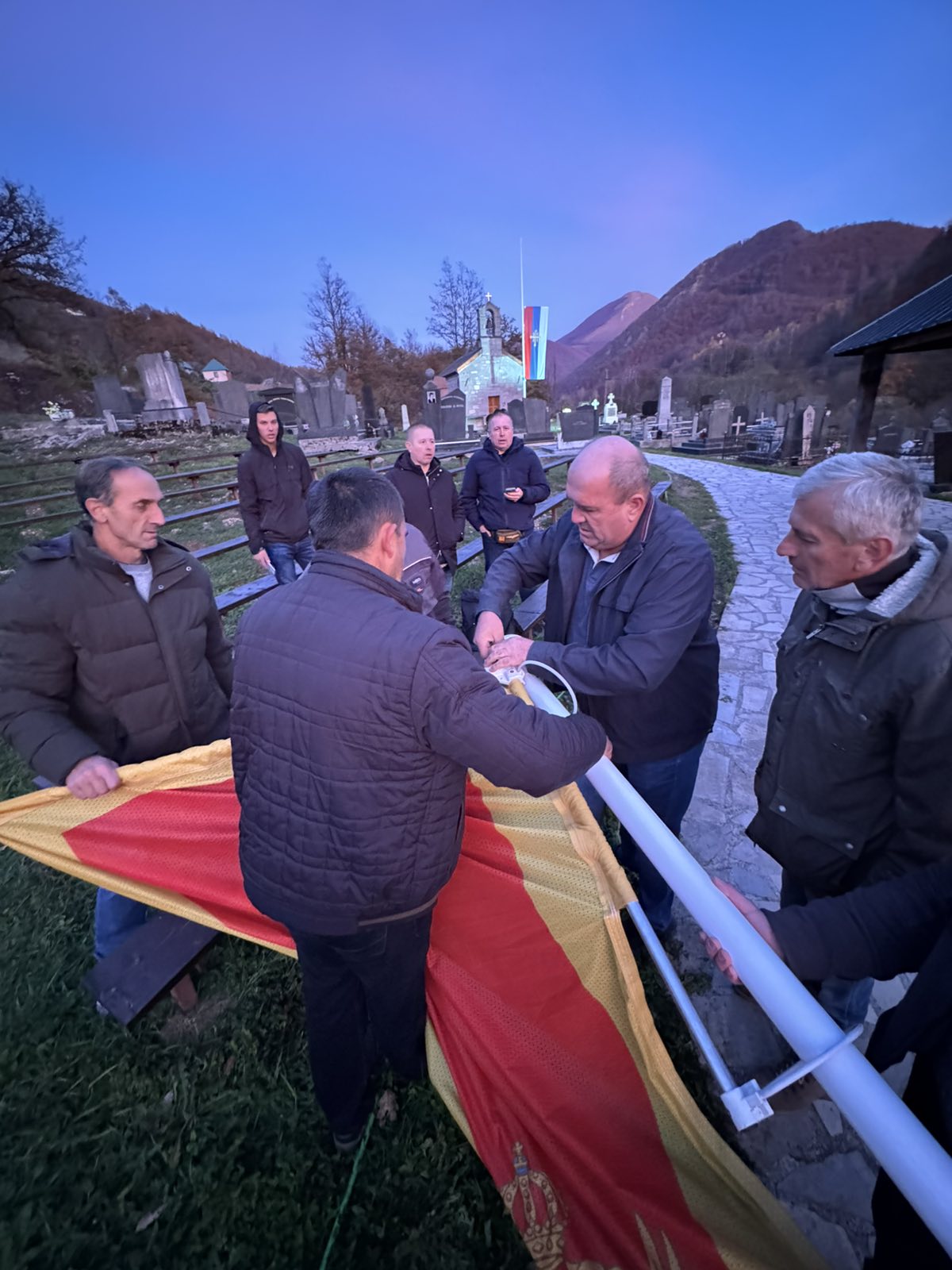 Postavljanje zastave