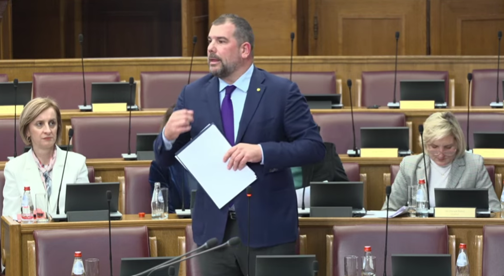 Dragan Krapović (Foto: Skupština Crne Gore - stop kadar)