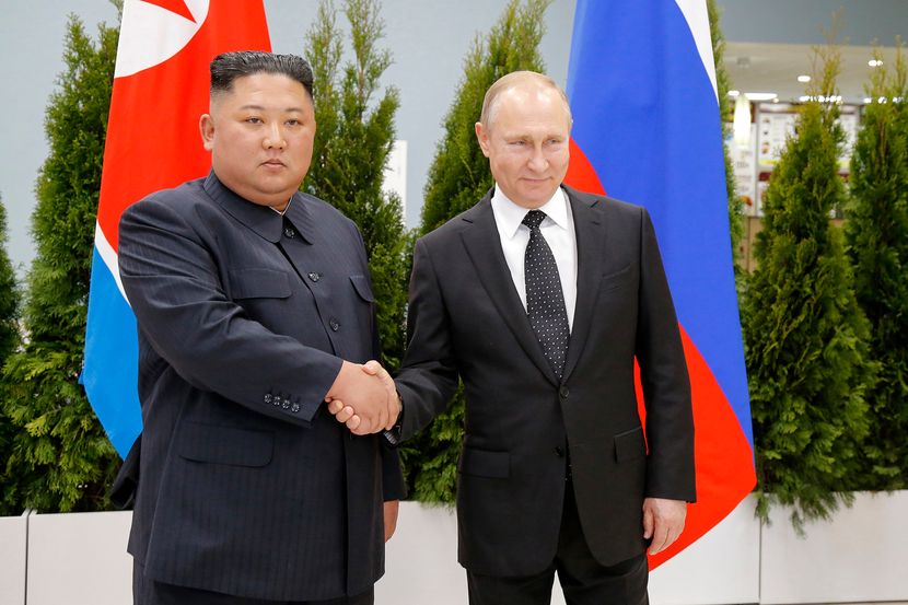 Kim Džong Un i Vladimir Putin (Foto: AP)
