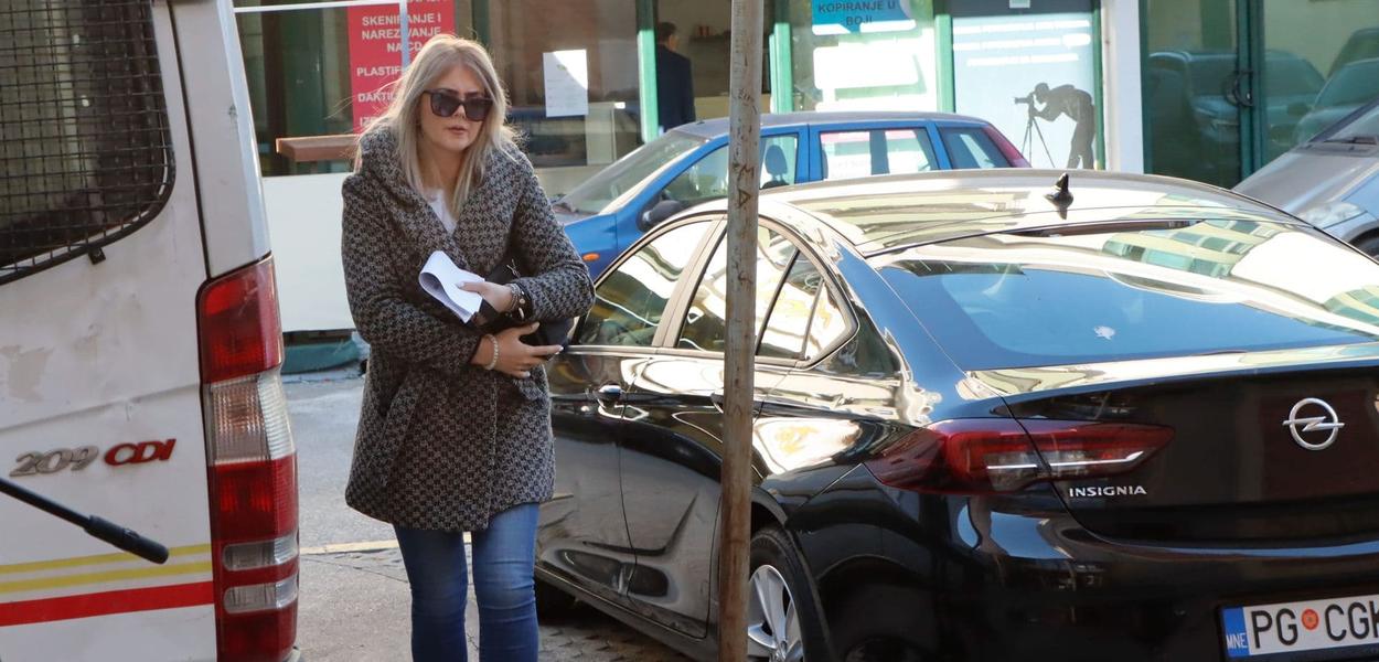 Ana Raičković dolazi u Osnovni sud (Foto: Dragan Mijatović/Pobjeda)