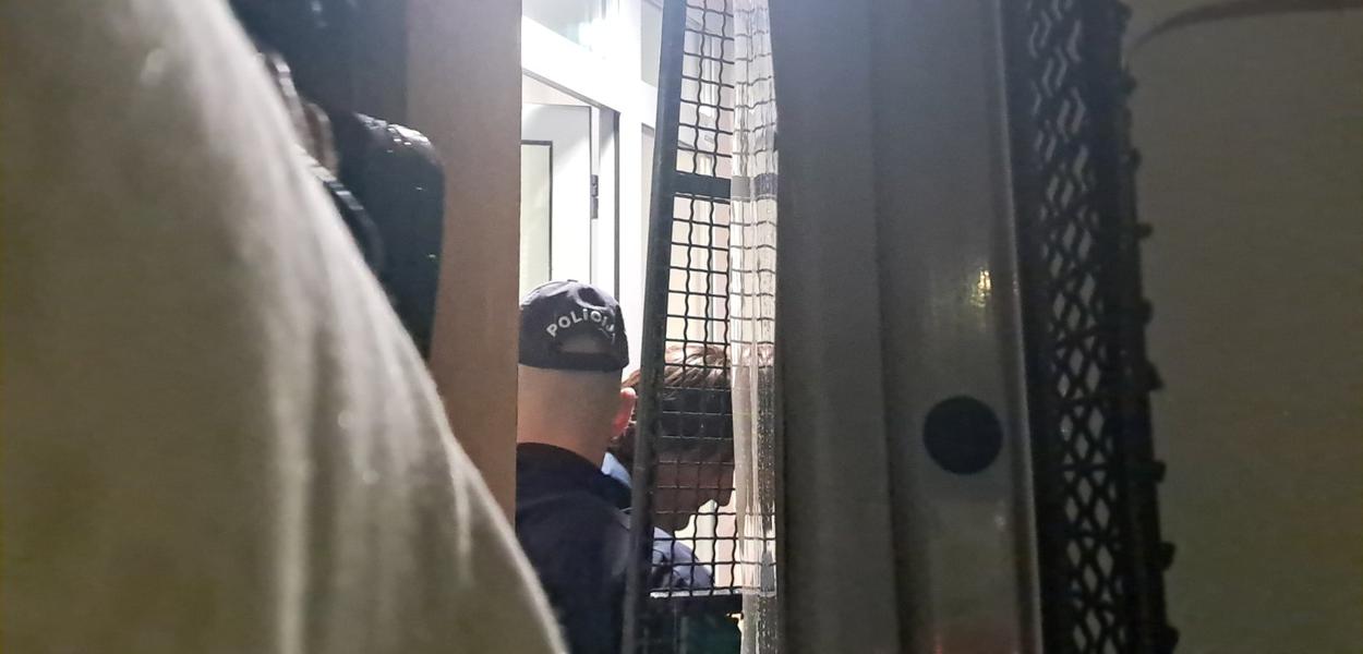 Zorana Bećirovića odvode u Istražni zatvor (Foto: Marija Žižić/ETV)