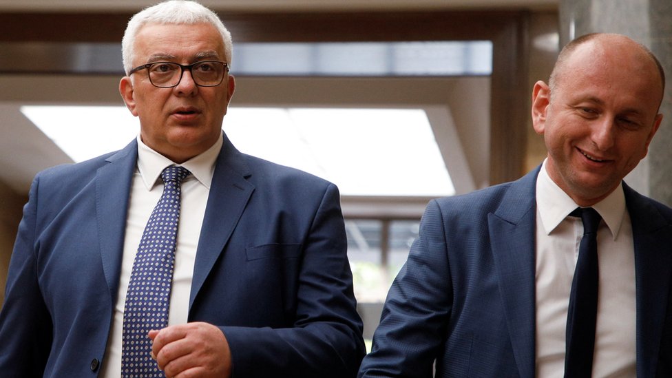 Mandić i Knežević