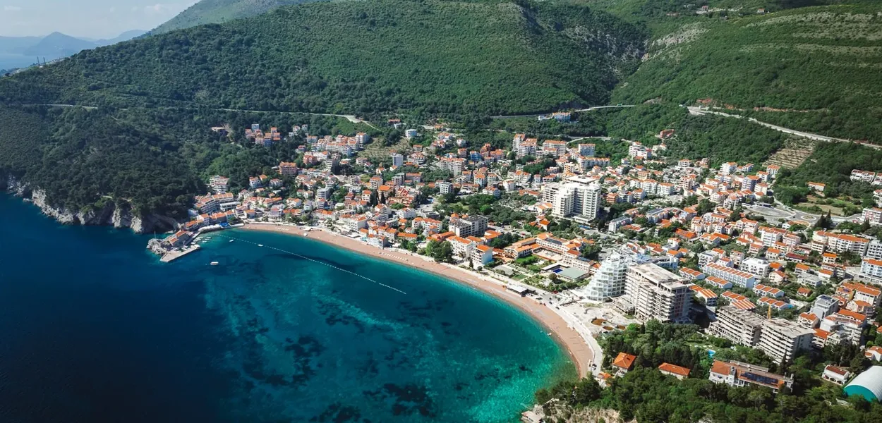 Budva (Foto: We Seek Travel)