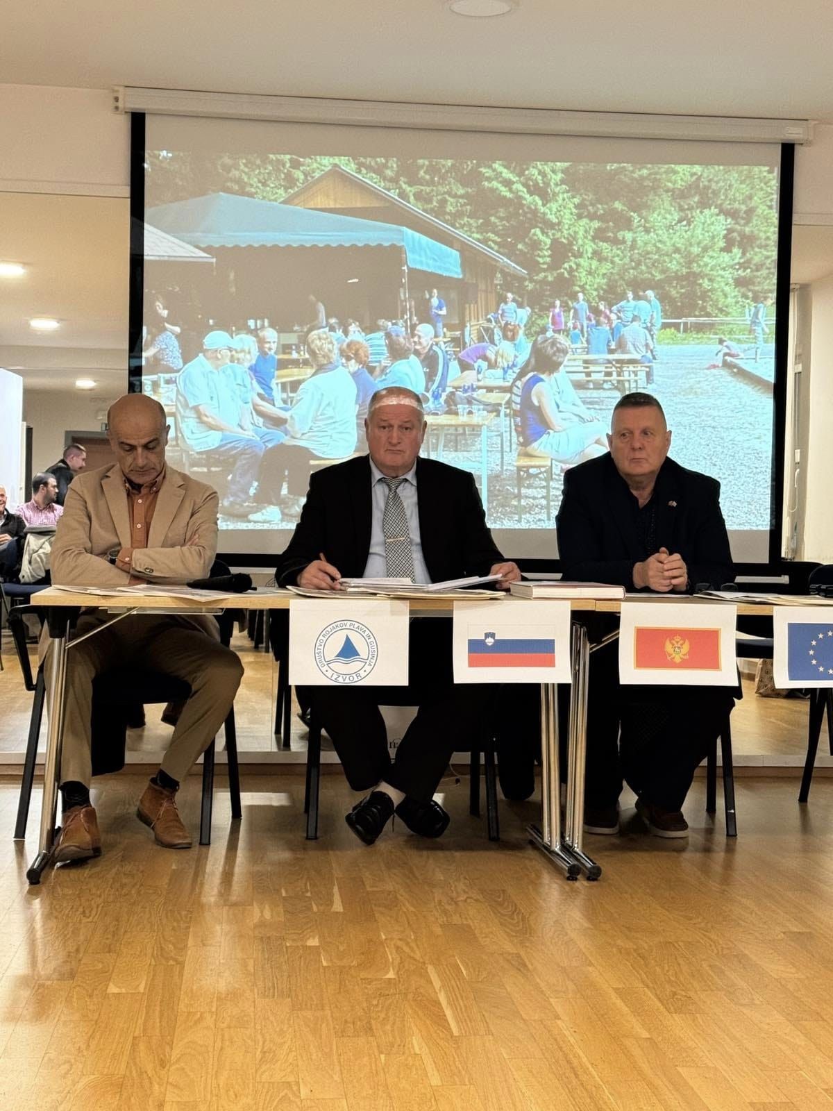 (Foto: Časopis Komuna)