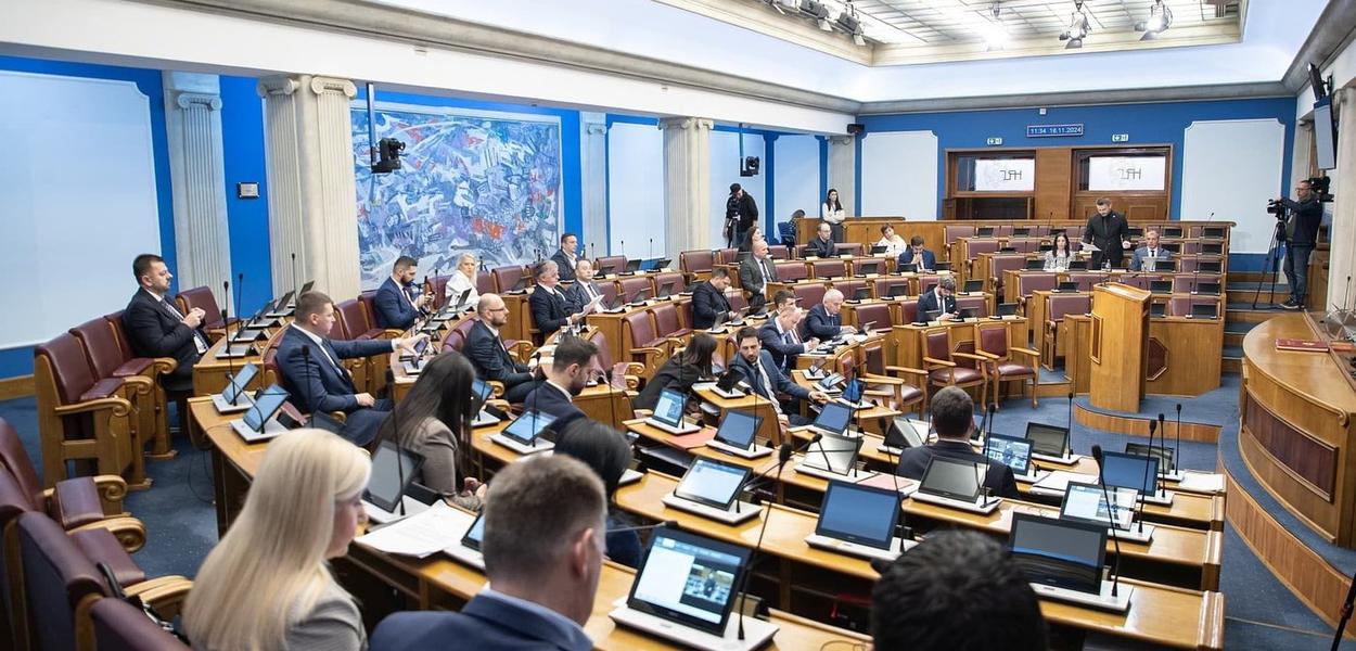 Sagledava li crnogorska opozicija pravu sliku stvarnosti u zemlji