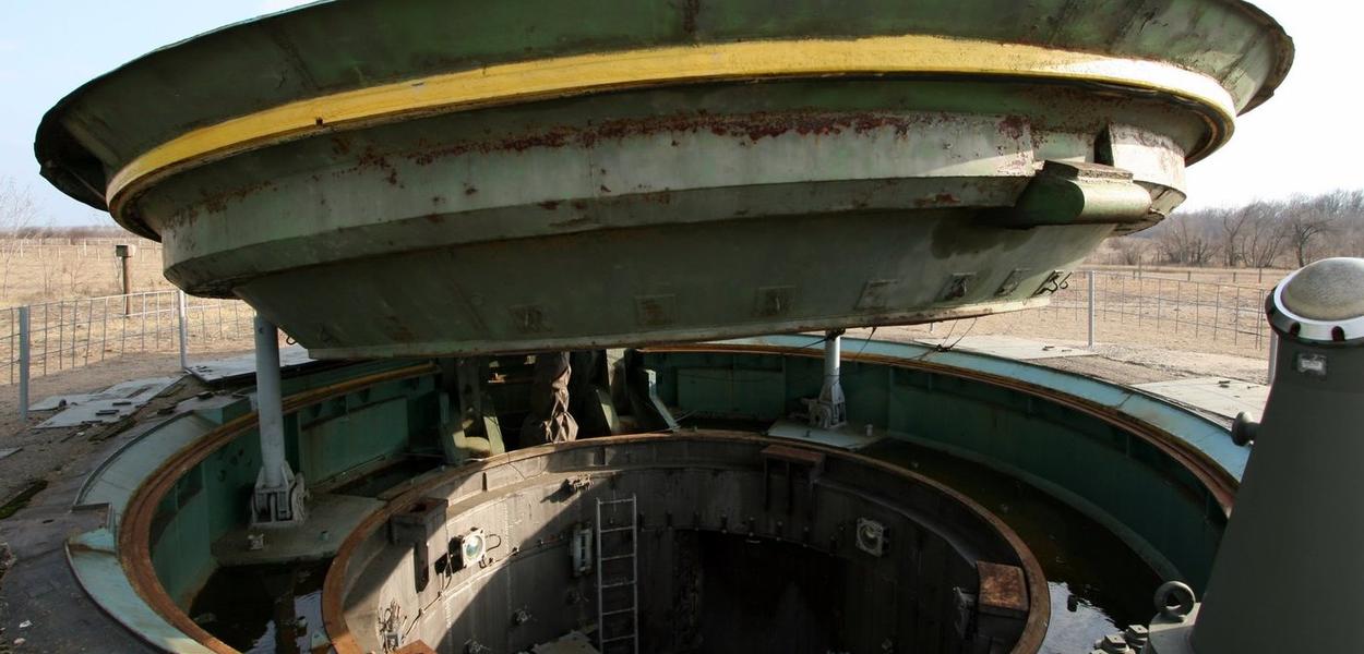 Ilustracija: Raketni silos (Foto: Picasa 2.7)