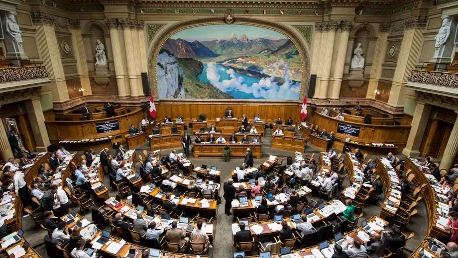 Parlament Švajcarske (Foto: AP)