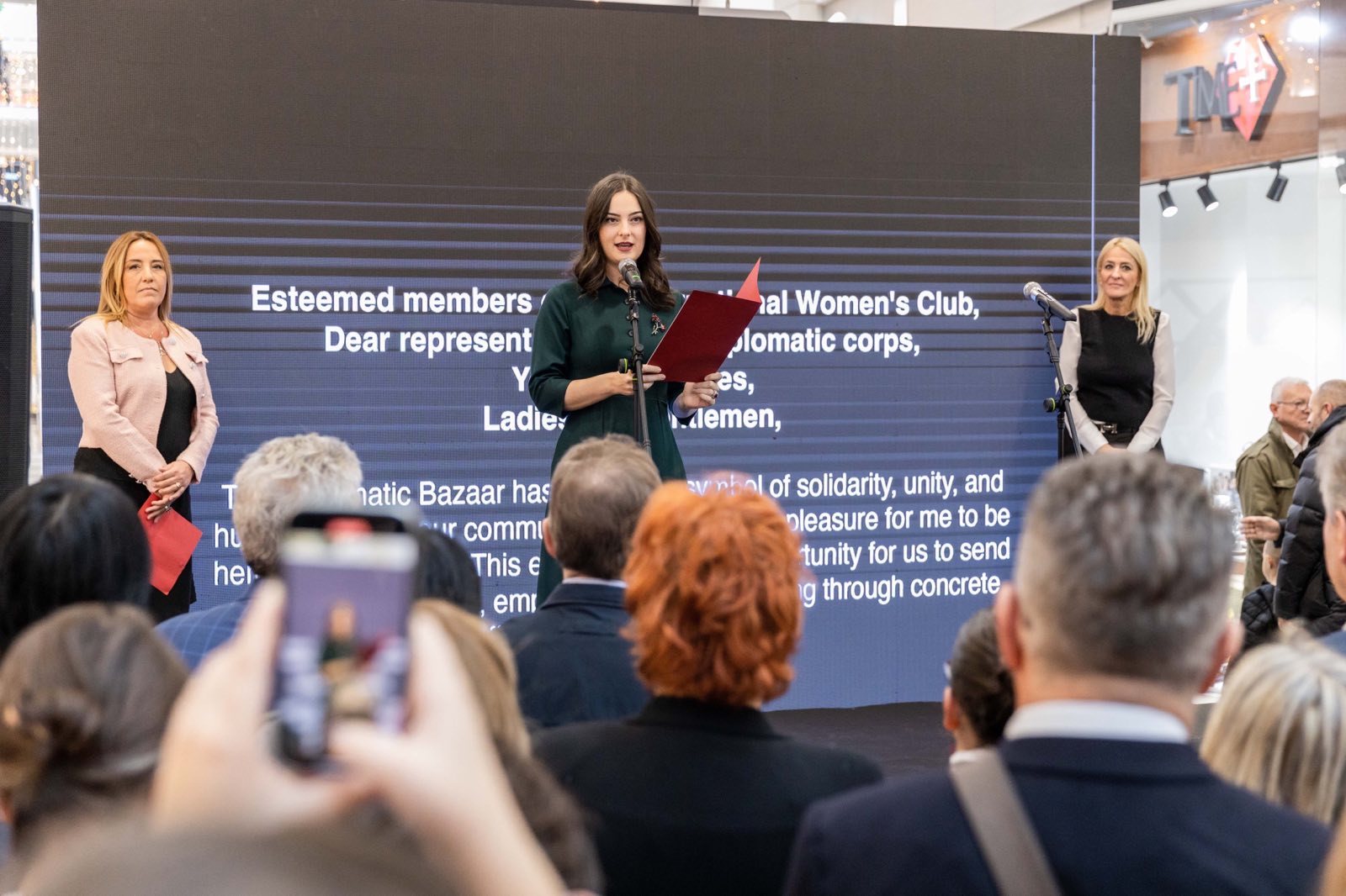 Milena Milatović na Diplomatskom bazaru