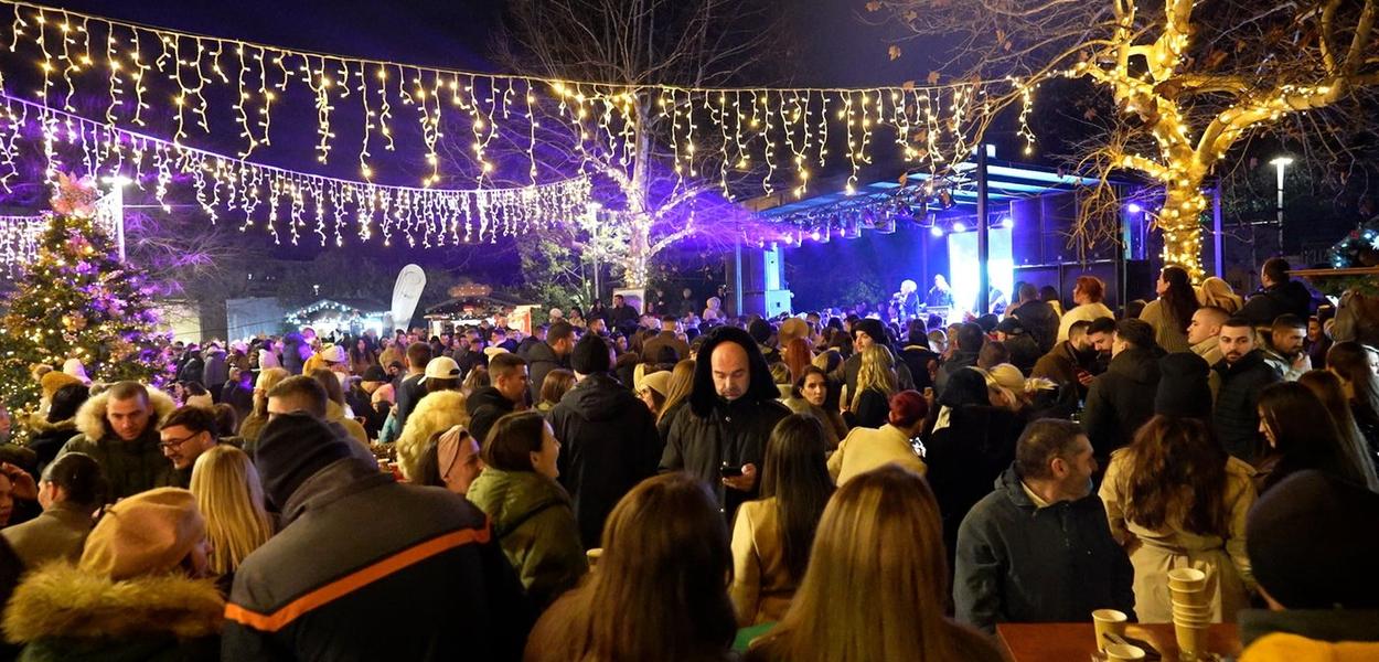 Novogodišnji bazar u Danilovgradu (Foto: Media biro)