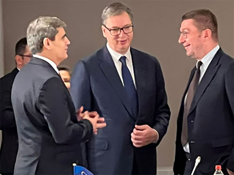 Ibrahimović, Vučić i Veber (Foto: budućnostsrbijeav - Instagram)