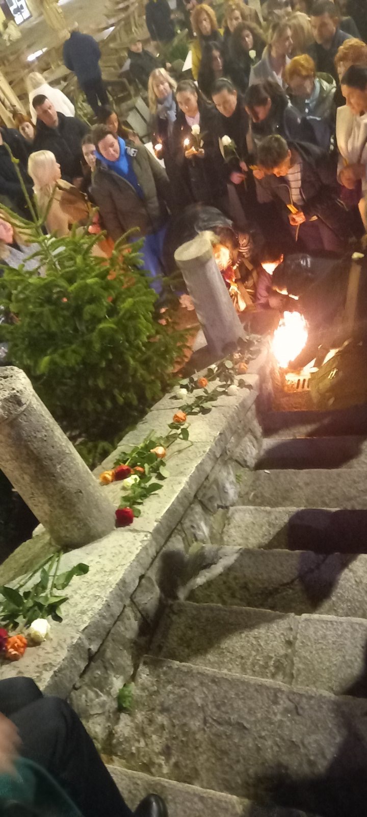 Paljenje svijeća u Herceg Novom