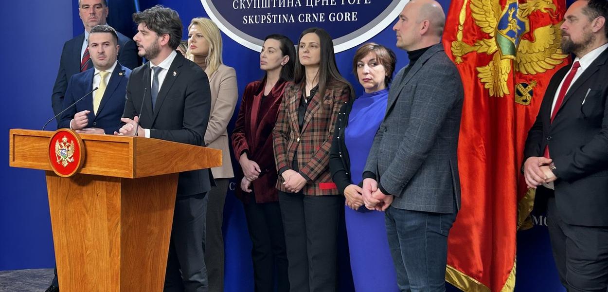 Poslanički klub PES-a (Foto: Portal ETV/D.M.)