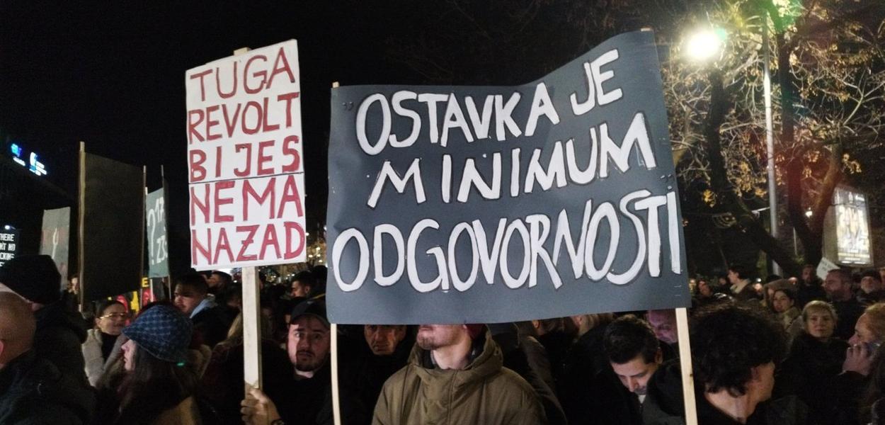 MUKA ZA VLAST: Protest u Podgorici (Foto: Portal ETV)