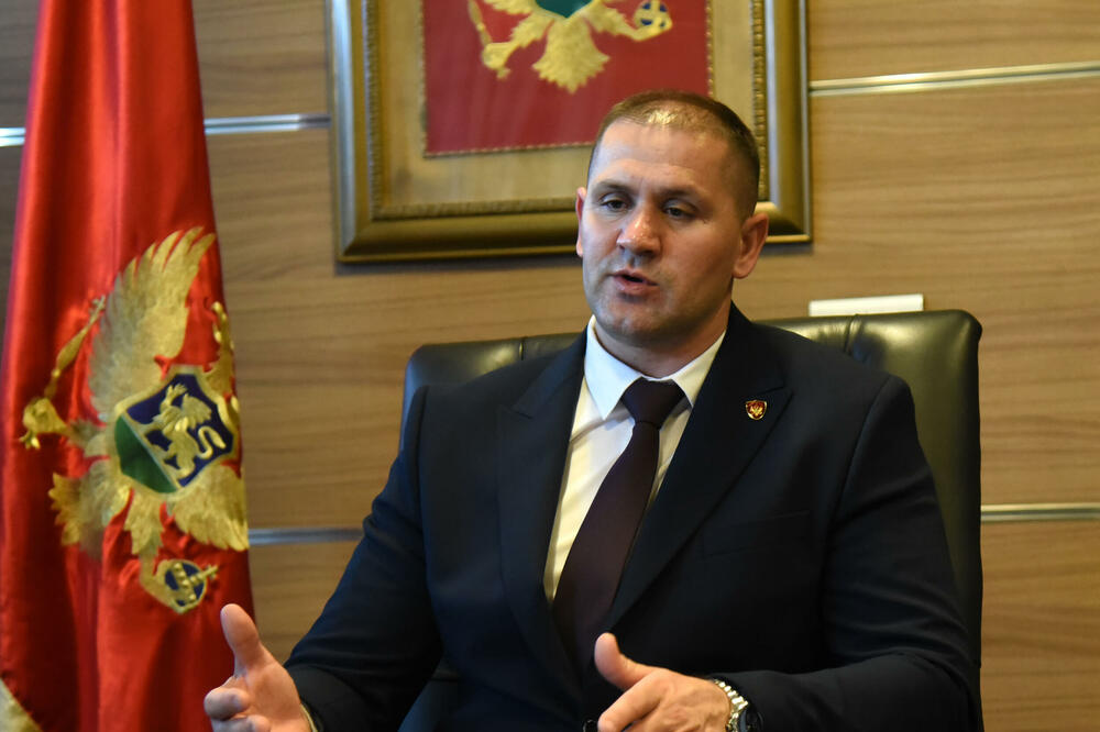 PRIZNANJE: v.d. direktora Uprave policije Lazar Šćepanović (Foto: UGC)