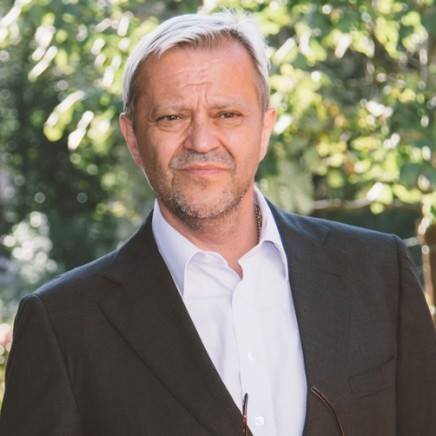 Emir Hadzihafizbegović (Foto: Fejsbuk/Emir Hadzihafizbegovic/Privatna arhiva)