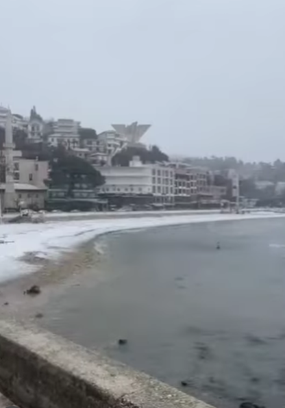 Plaže pod bijelim prekrivačem (Foto: Stop kadar)
