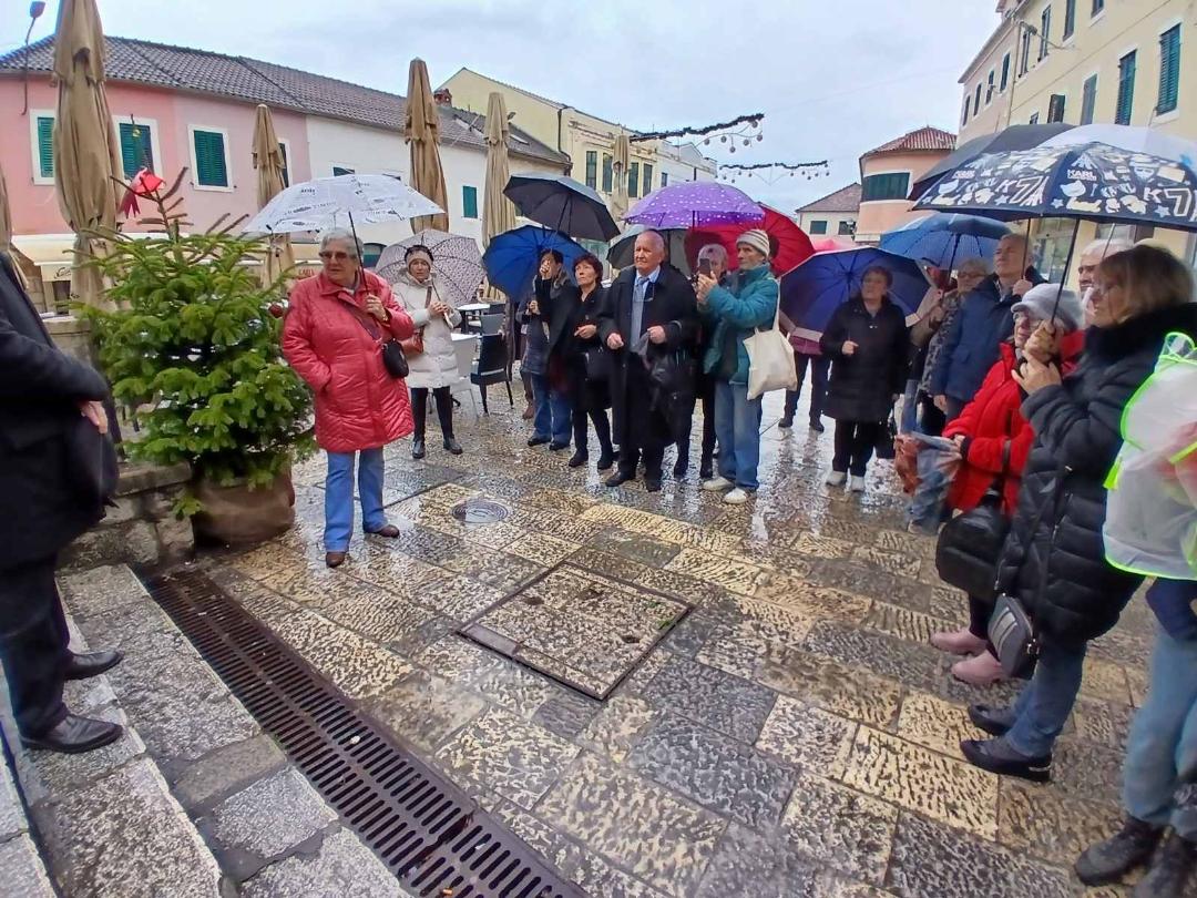 SJEĆANJE NA „KRVAVO KOLO“: Antifašisti na Trgu Nikole Đurkovića