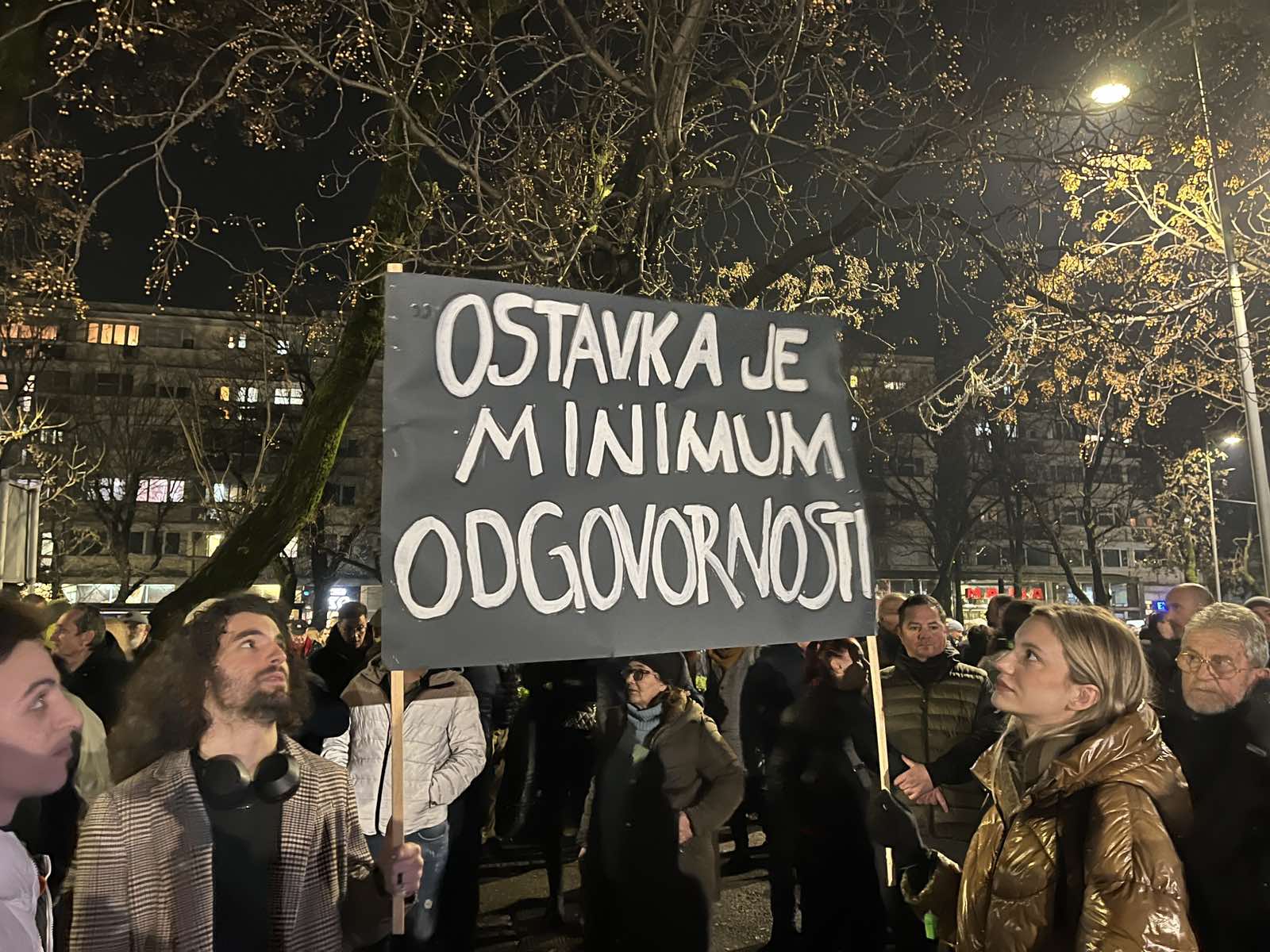 Protest ispred MUP-a 