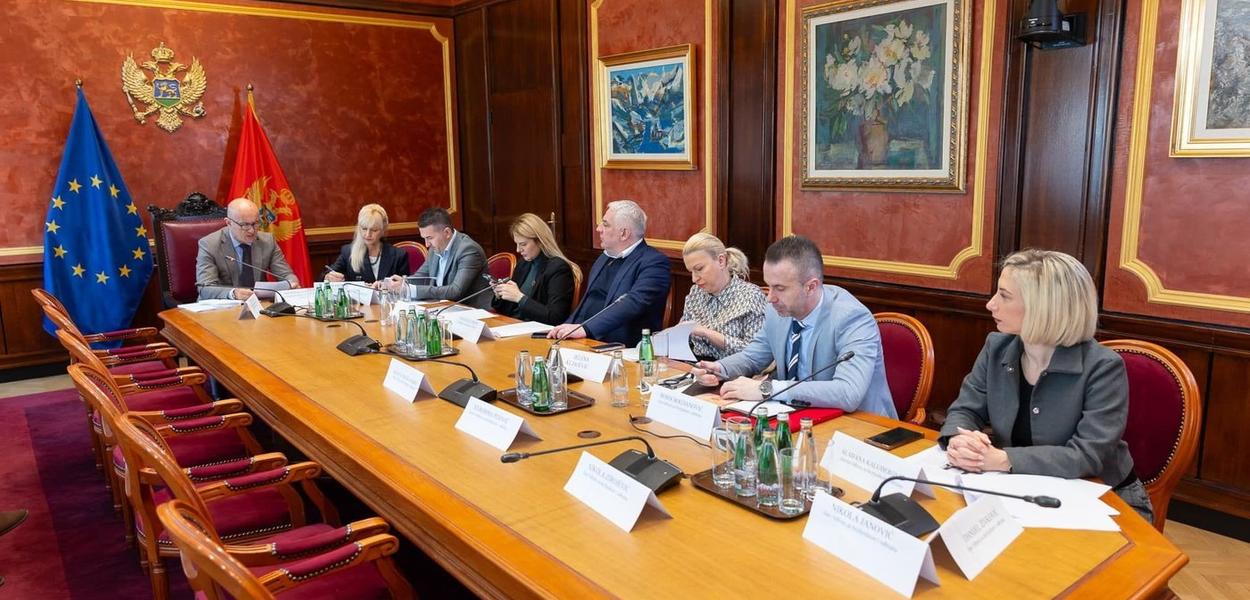 Sa sjednice Odbora za bezbjednost i odbranu (Foto: Skupština Crne Gore)