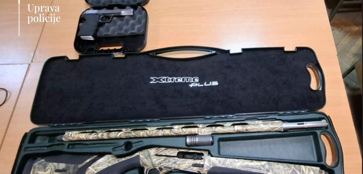 Oduzeto oružje (Foto: Uprava policije)