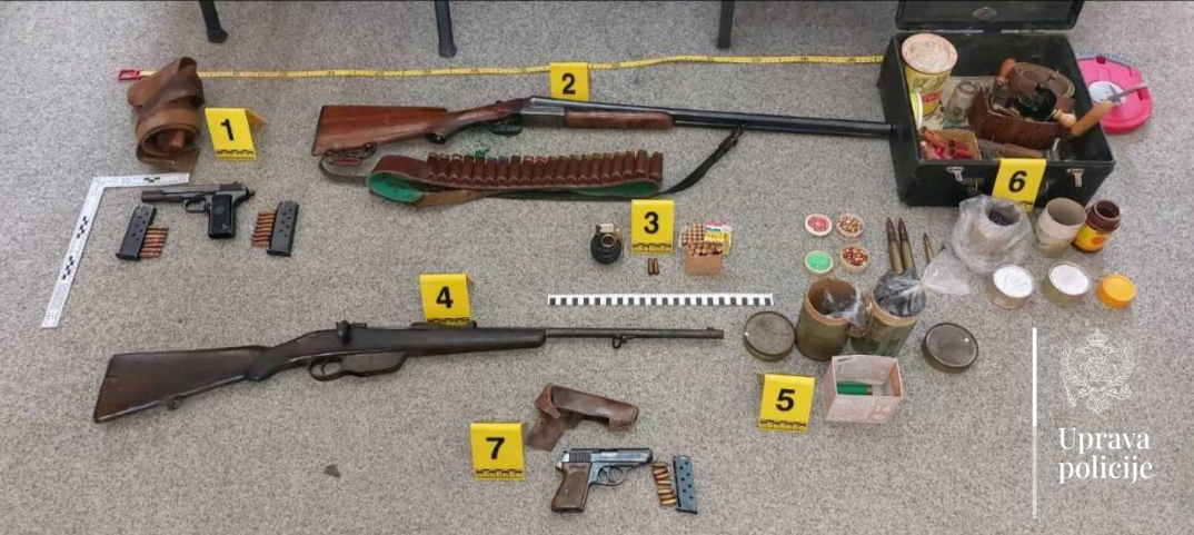 Oduzeto oružje u Kolašinu (Foto: Uprava policije)