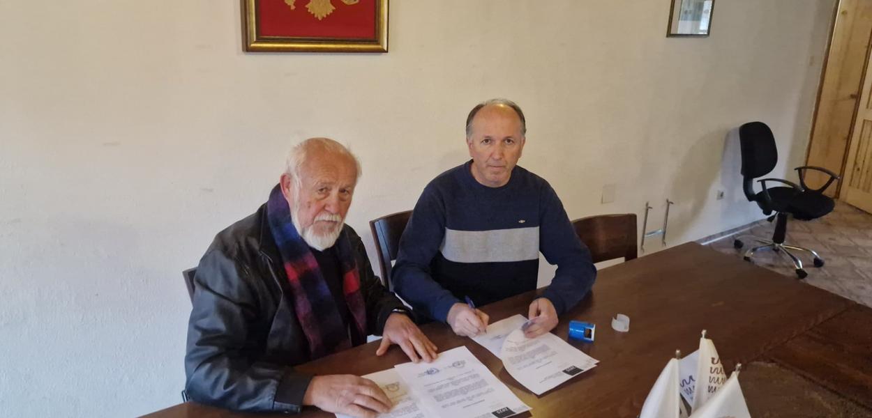 Sa potpisivanja Memoranduma o saradnji (Foto: Društvo crnogorskih novinara)