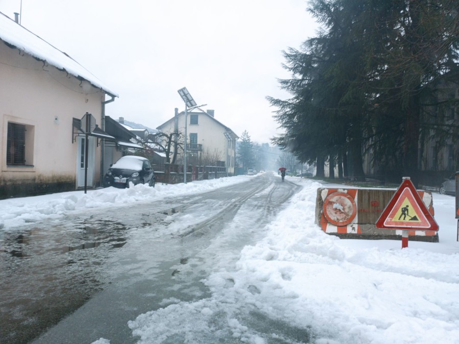 Snijeg na Cetinju (Foto: RTCG)