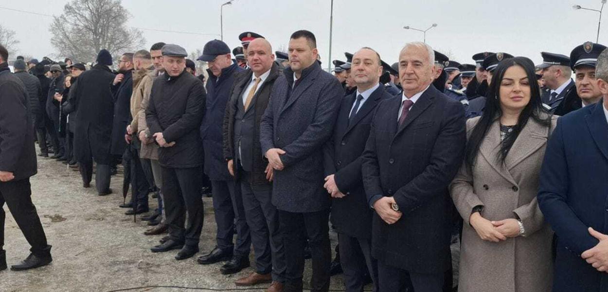 U prvom redu na proslavi (Foto: NSD)