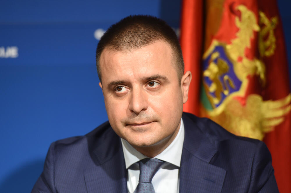 JEDINI GLAS PODRŠKE ŠOŠKIĆU: Enis Baković