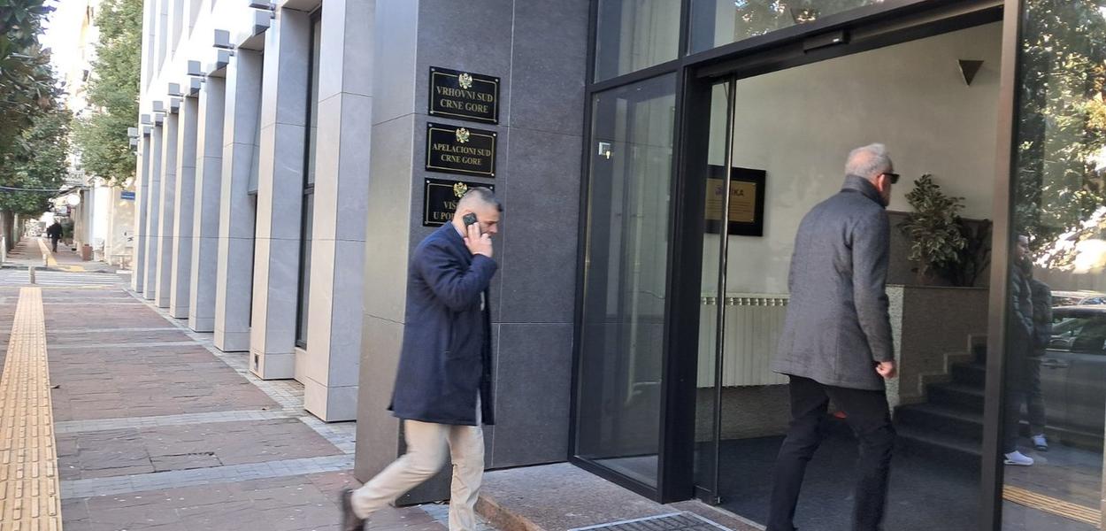 Jovanović i Piperović dolaze u Viši sud (Foto: Portal ETV/Marija Žižić)