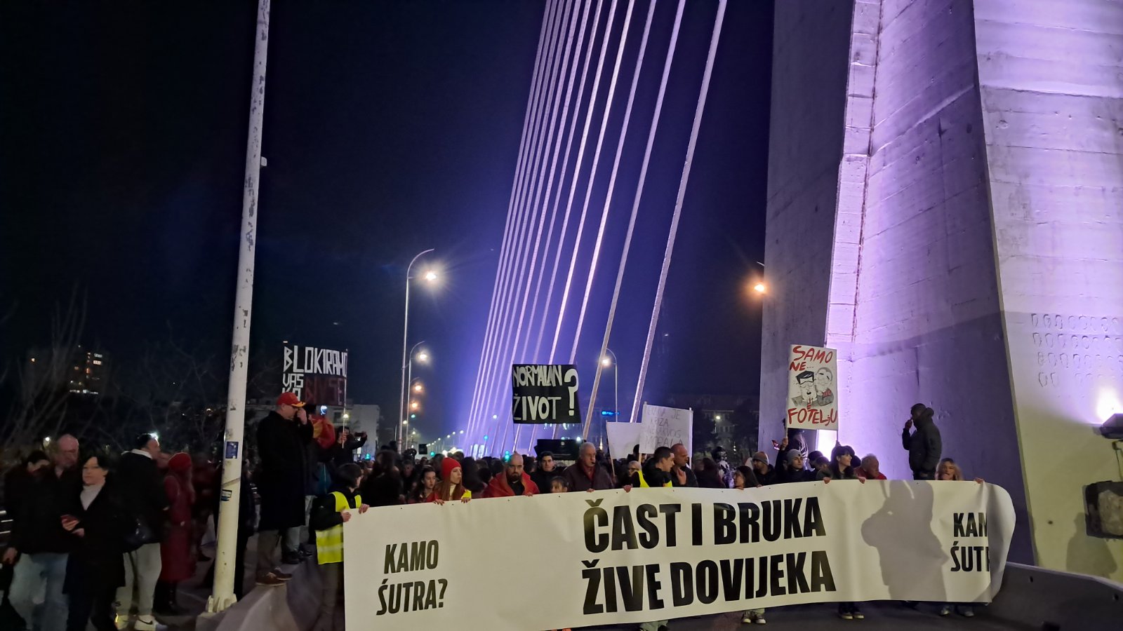 protest na mostu Milenijum 22.02.