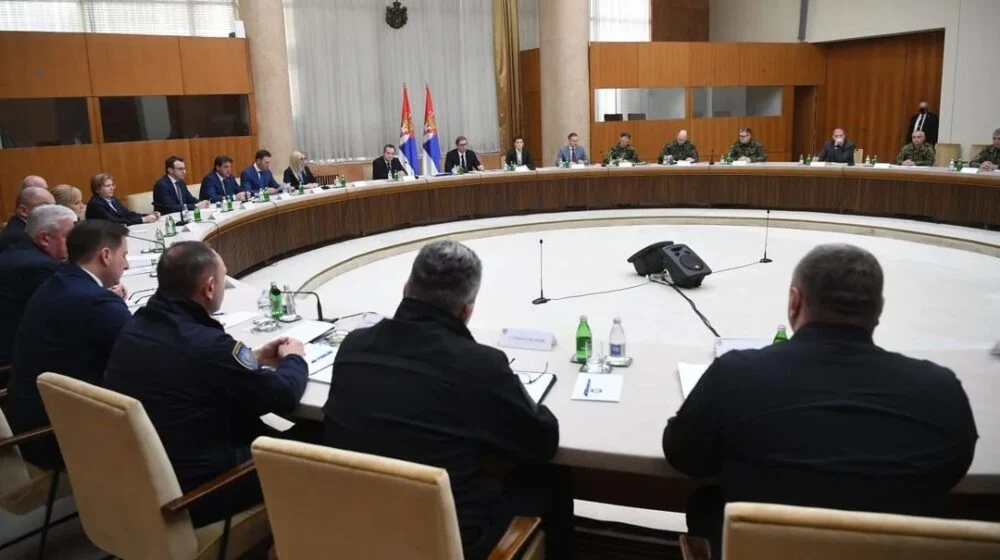 Sa današnje sjednice Savjeta (Foto: Instagram/budućnostsrbije)