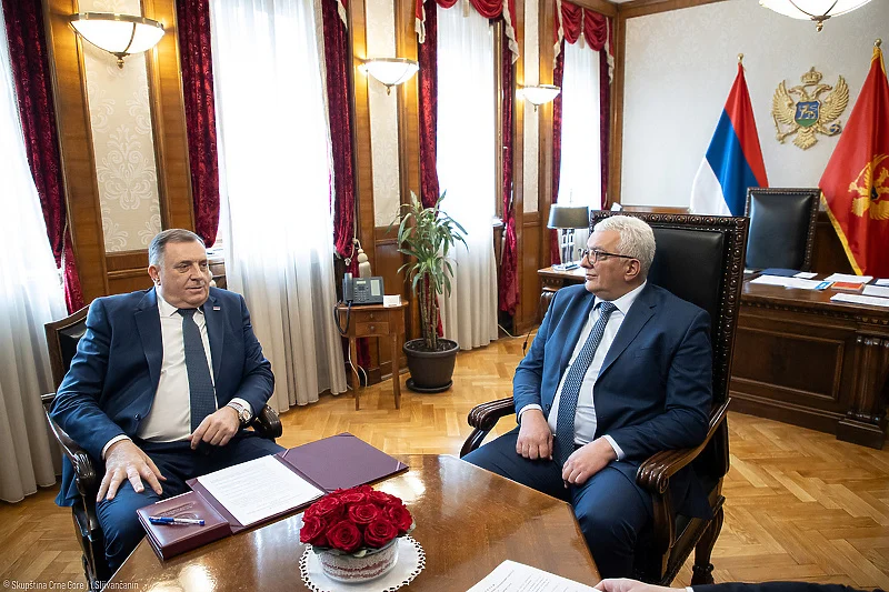 Dodik i Mandić (Foto: Skupština Crne Gore)