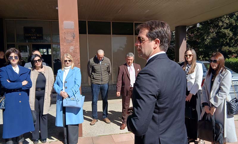 Sa protesta advokata u Baru