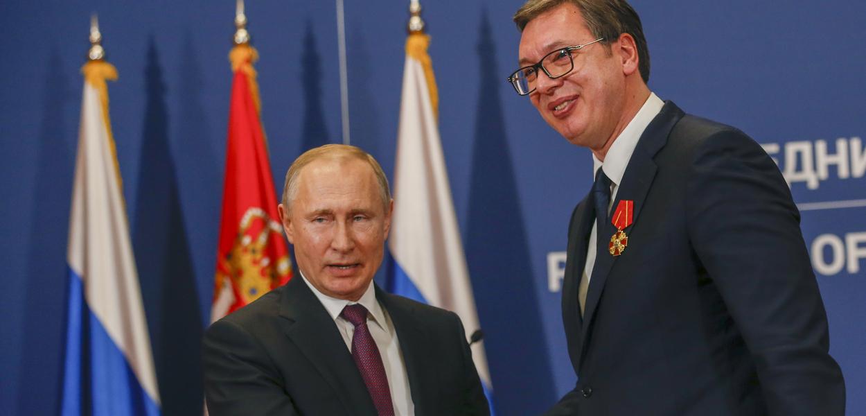 Putin i Vučić (Foto: AP/Darko Vojinović)