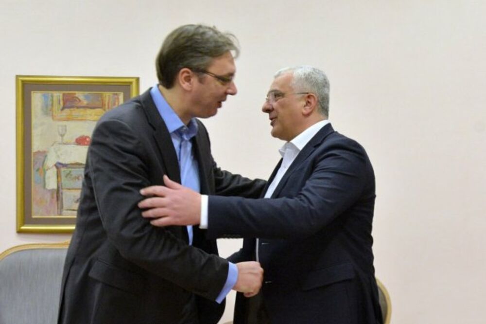 TRAMP KAO IDOL: Aleksandar Vučić i Andrija Mandić (Foto: Tanjug/Zoran Žestić)