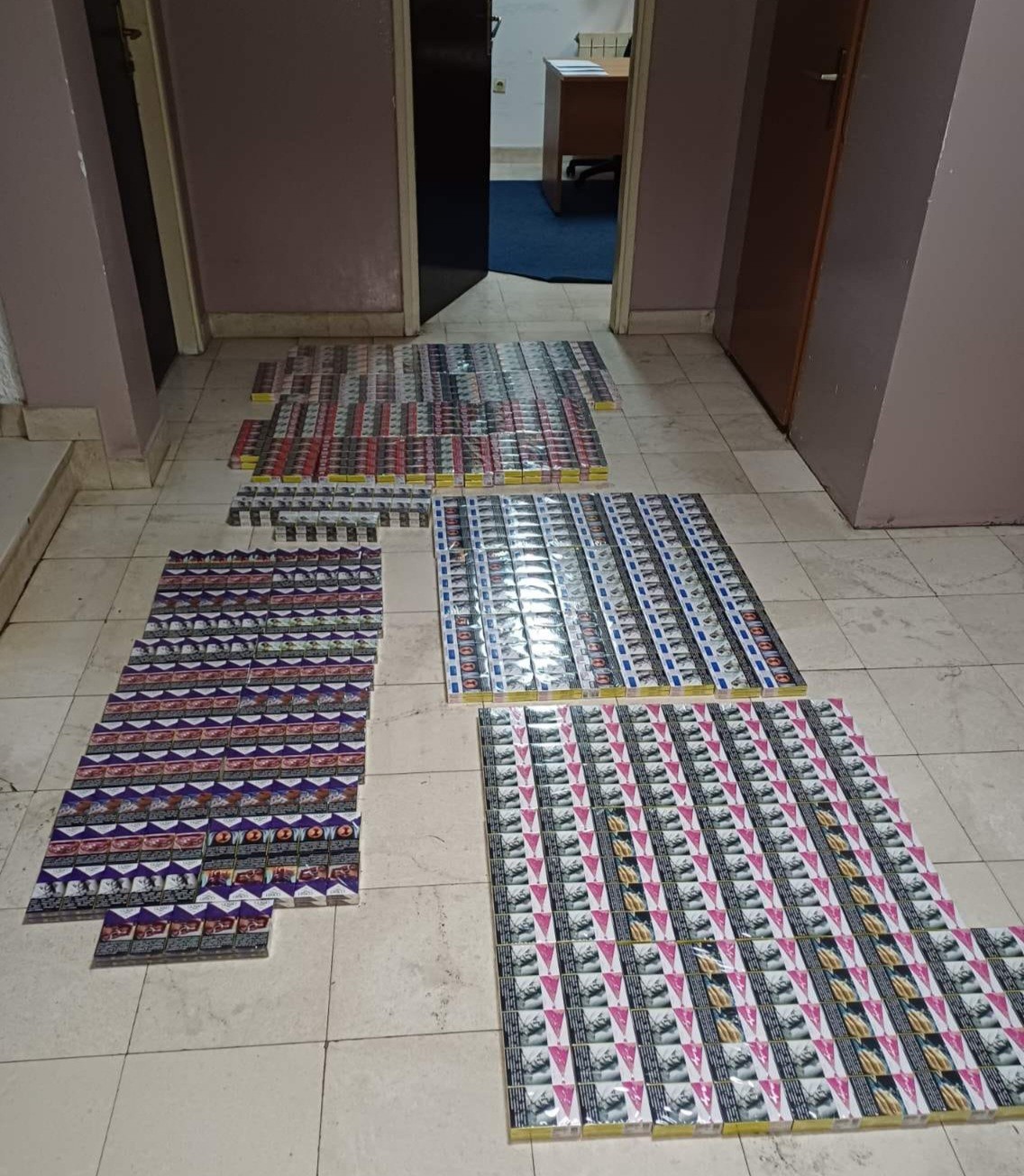 Oduzete cigarete (Foto: Uprava policije)