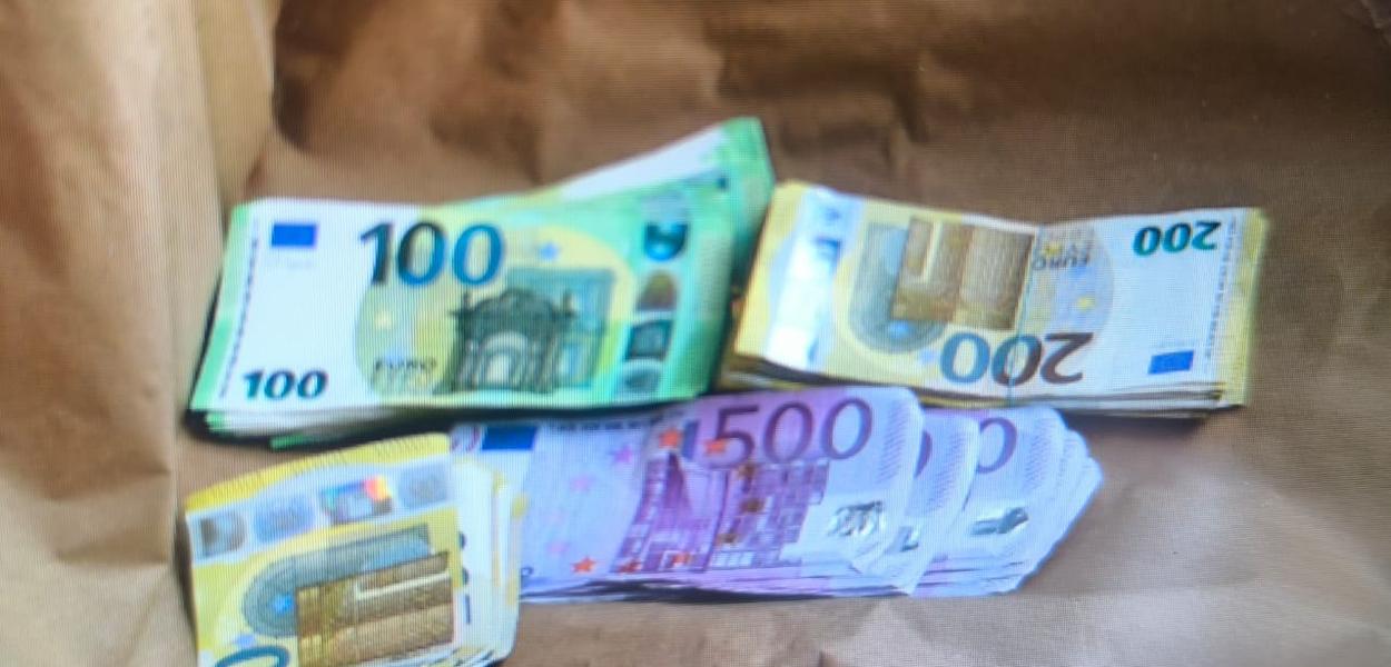 Oduzeti novac (Foto: Uprava policije)